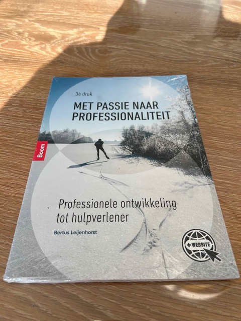9789024424917-Met-passie-naar-professionaliteit