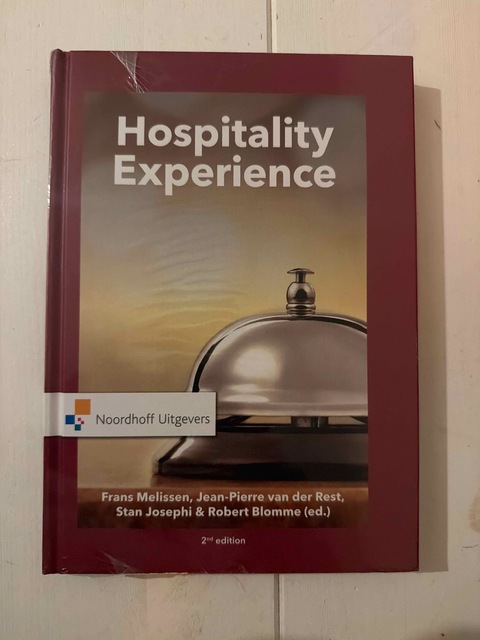 9789001885786-Hospitality-Experience