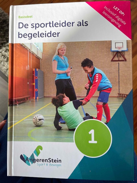 9789037256055-De-sportleider-als-begeleider-deel-1