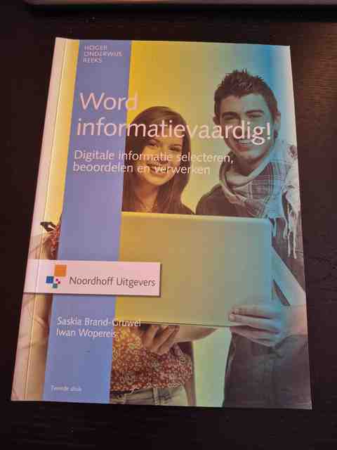 9789001833930-Word-informatievaardig