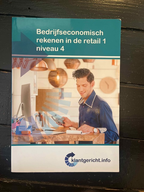 9789037231786-Bedrijfseconomisch-rekenen-in-de-retail-1-niveau-4