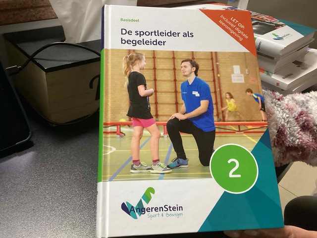 9789037256260-De-sportleider-als-begeleider-deel-2