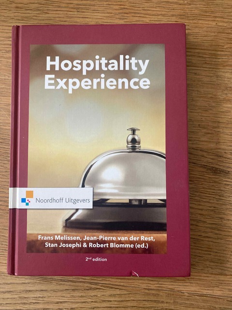 9789001885786-Hospitality-Experience