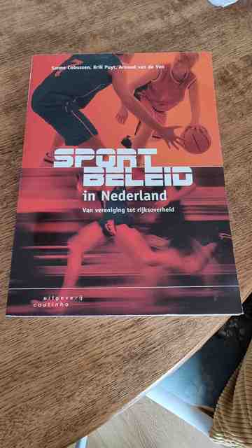 9789046904800-Sportbeleid-in-Nederland