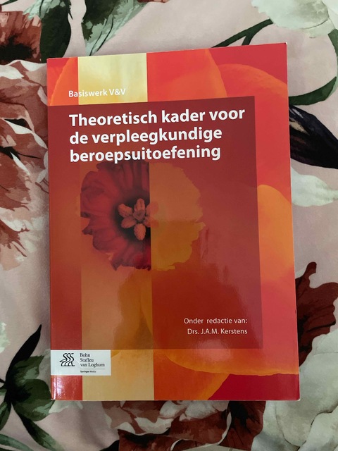 9789036804929-Theoretisch-kader-voor-de-verpleegkundige-beroepsuitoefening
