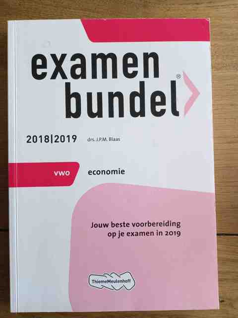 9789006429459-Examenbundel-vwo-Economie-20182019