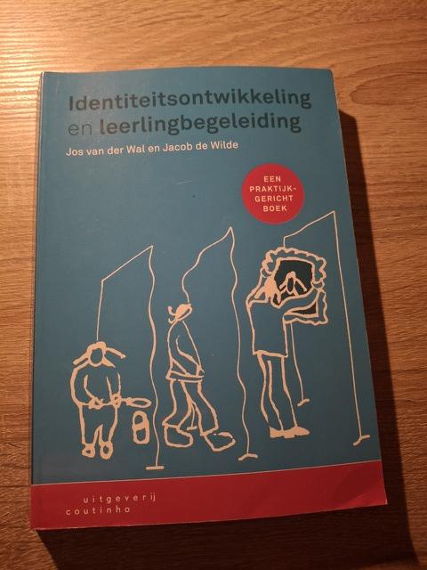 9789046905548-Identiteitsontwikkeling-en-leerlingbegeleiding