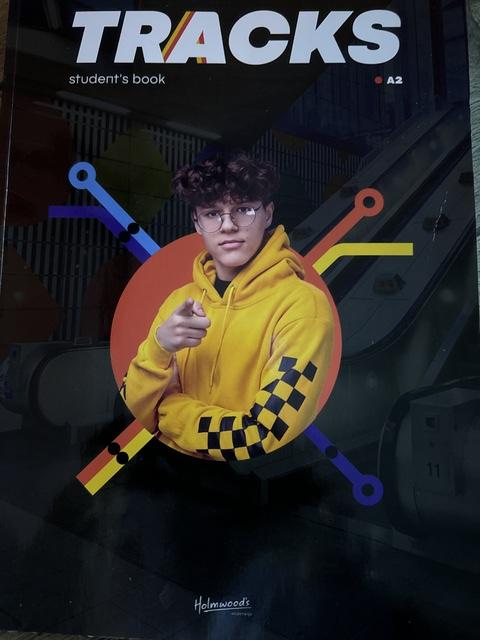 9789493031388-Tracks-students-book-A2