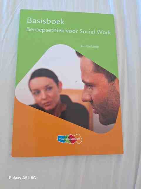 9789006952452-Basisboek-beroepsethiek-voor-social-work