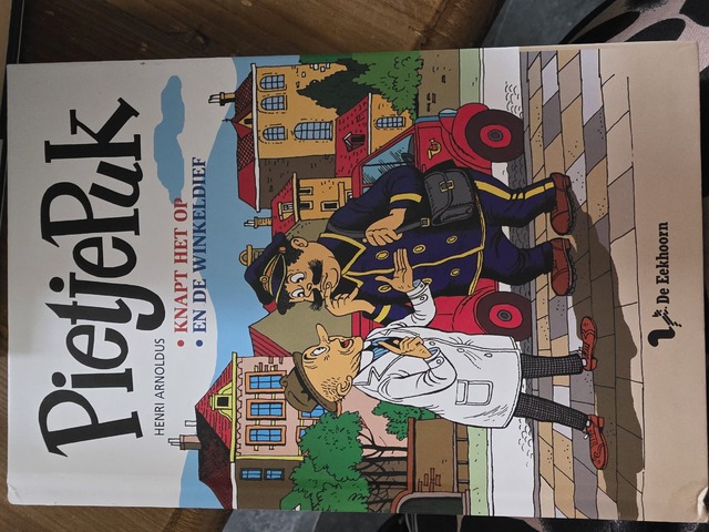 9789045413808-PIETJE-PUK-KNAPT-HET-OP.-Deel-23-PIETJE-PUK-EN-DE-WINKELDIEF.-