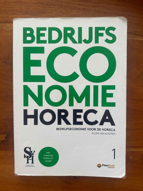 9789052113494-Bedrijfseconomie-voor-de-horeca-1