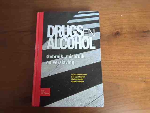 9789031350599-Drugs-en-alcohol-Gebruik-misbruik-en-verslaving