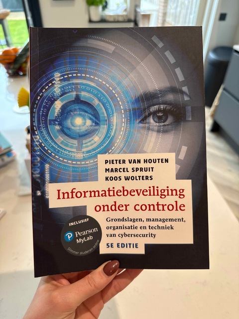 9789043041300-Informatiebeveiliging-onder-controle-5e-editie-met-MyLab-NL-toegangscode