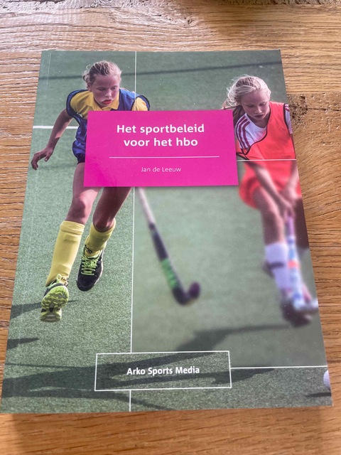 9789054724124-Het-sportbeleid-voor-het-hbo