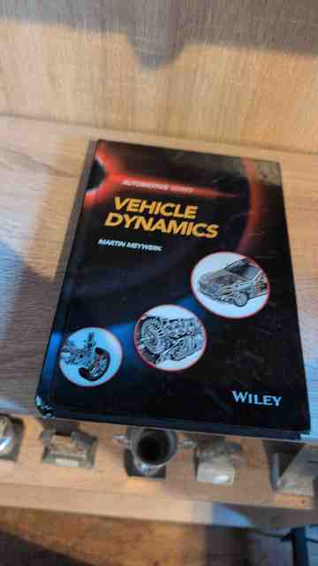 9781118971352-Vehicle-Dynamics