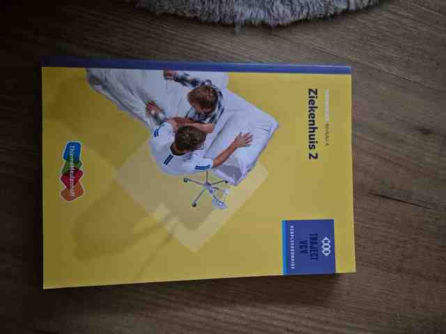 9789006910384-Ziekenhuis-2-niveau-4-Theorieboek