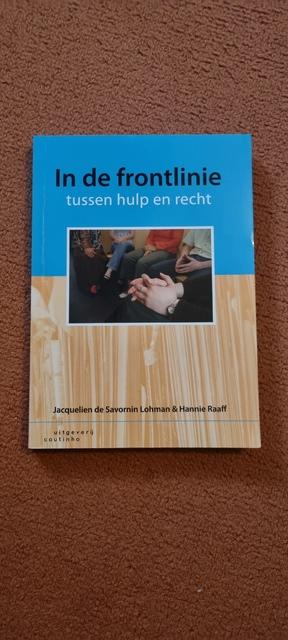 9789046901137-In-de-frontlinie-tussen-hulp-en-recht