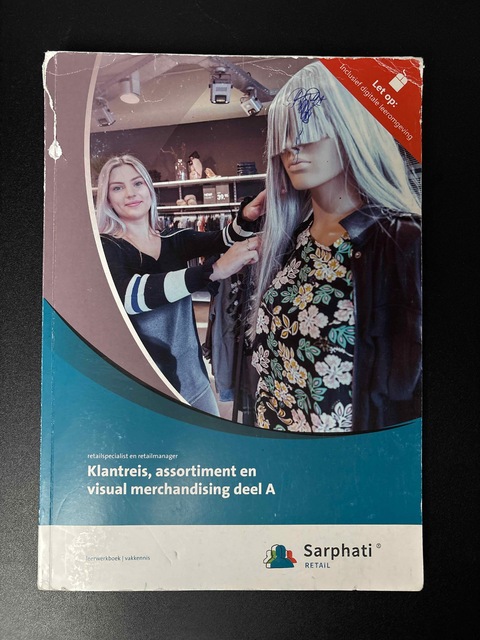 9789463971614-Klantreis-assortiment-en-visual-merchandising-folio