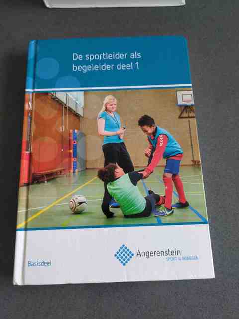 9789037227581-De-sportleider-als-begeleider-1