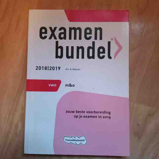 9789006429237-Examenbundel-vwo-Management-Organisatie-20182019