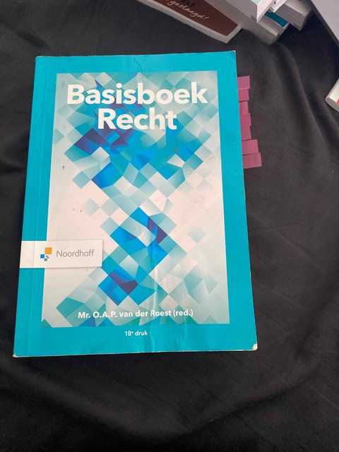 9789001079635-Basisboek-Recht