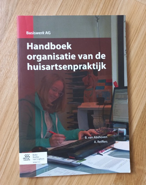 9789036803809-Handboek-organisatie-van-de-huisartsenpraktijk