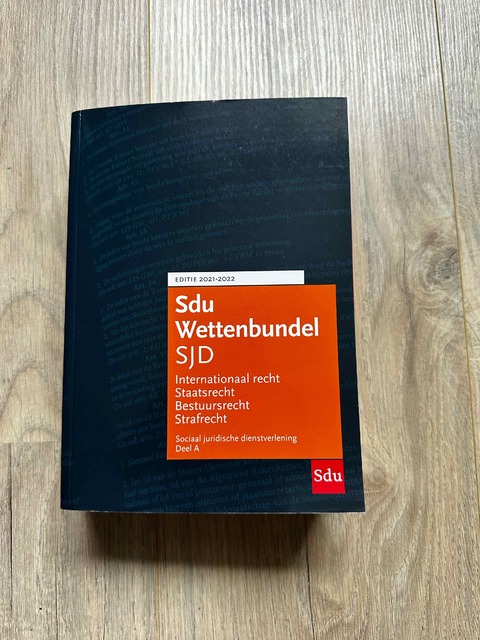 9789012407243-Sdu-Wettenbundel-Sociaal-Juridische-Dienstverlening-2021-2022-set-2-delen