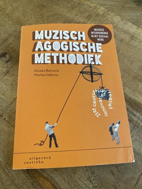 9789046904541-Muzisch-agogische-methodiek
