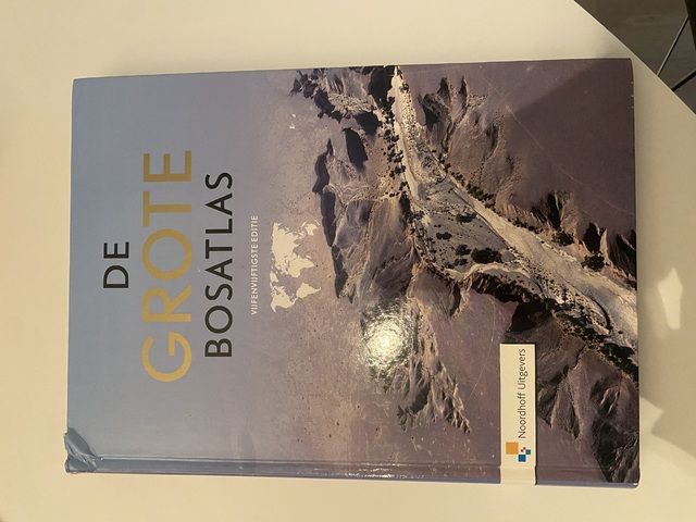 9789001120351-De-Grote-Bosatlas