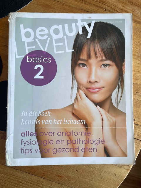 9789491277962-BEAUTY-LEVEL-BASICS-2-KENNIS-VAN-HET-LICHAAM
