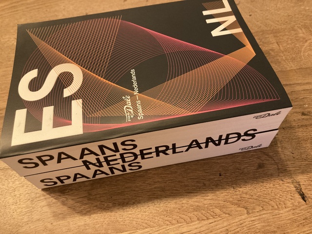 9789460770586-Van-Dale-pocketwoordenboek-Spaans-Nederlands