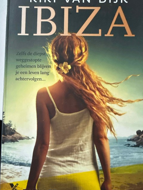 9789401605106-Ibiza