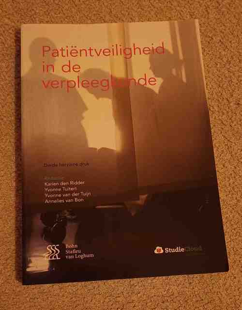 9789036811125-Patientveiligheid-in-de-verpleegkunde
