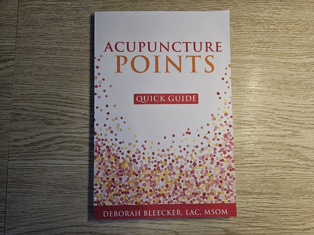 9781940146225-Acupuncture-Points-Quick-Guide-Pocket-Guide-to-the-Top-Acupuncture-Points