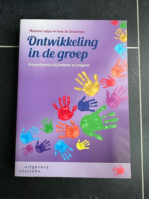 9789046905142-Ontwikkeling-in-de-groep