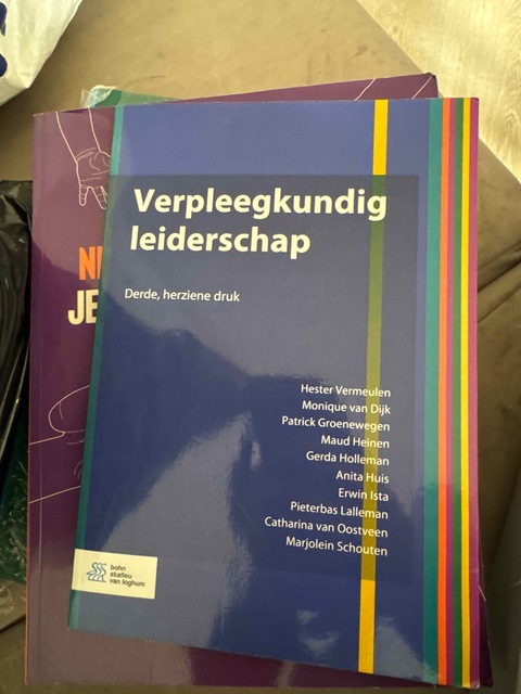 9789036824460-Verpleegkundig-leiderschap