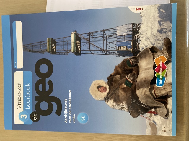 9789006237986-De-Geo-jaarboek-3-vmbo-kgt-SE