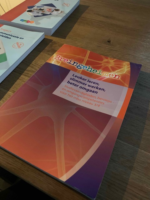 9789083234984-Breingeheimen-Studievaardigheden-beroeps-en-omgangscompetenties-MBO