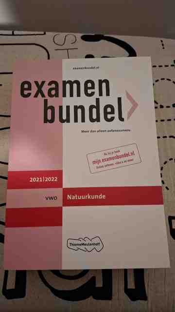 9789006491555-Examenbundel-vwo-Natuurkunde-20212022