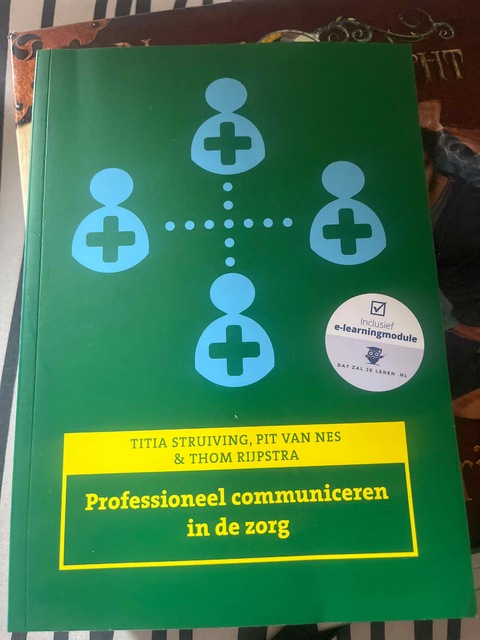 9789043035897-Professioneel-communiceren-in-de-zorg