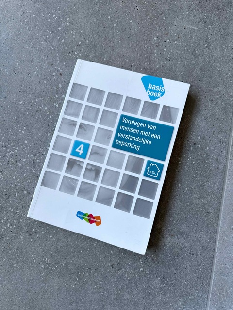 9789006924503-Verplegen-van-mensen-met-een-verstand-beperking-niveau-4-Basisboek