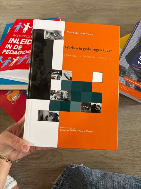9789085602675-Werken-in-gedwongen-kader