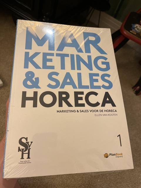 9789074625579-Marketing-Sales-voor-de-horeca-1