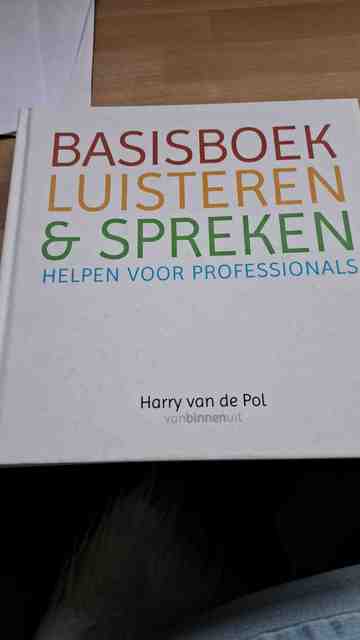 9789081616720-Basisboek-luisteren-en-spreken