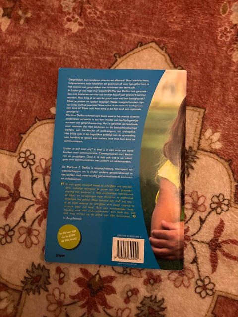 9789085600992-Luister-je-wel-naar-mij