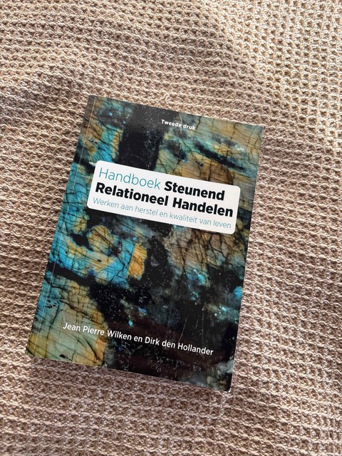 9789085602477-Handboek-steunend-relationeel-handelen