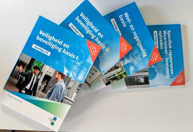 9789037260229-Beveiliger-2-extra-combipakket-met-theorie-en-werkboek