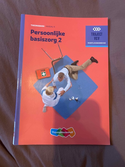 9789006910322-Persoonlijke-basiszorg-Theorieboek-Niveau-4