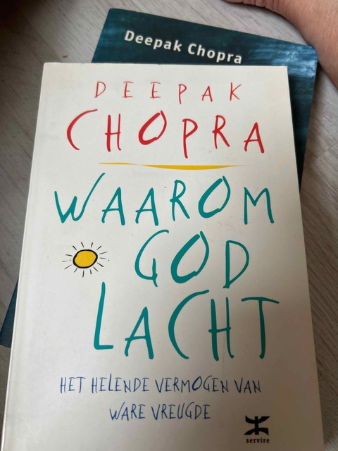 9789021535319-Waarom-God-Lacht