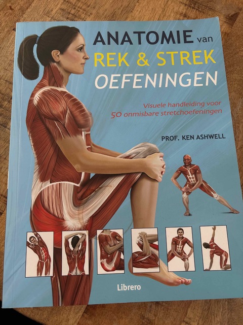 9789089984722-Anatomie-van-rek--strekoefeningen